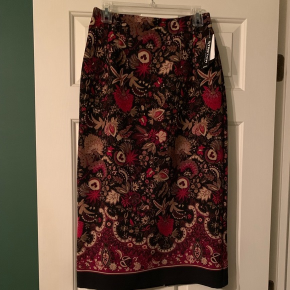 Briggs New York Dresses & Skirts - Size 8P NTW machine washable skirt
